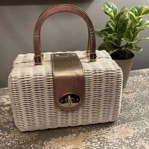 🧺 👛 RARE! Kate Spade Gold Leather Trim White Wicker Tote
